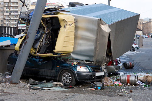 Image of truck accident showing one of the many deadly causes of truck accidents in Houston, TX